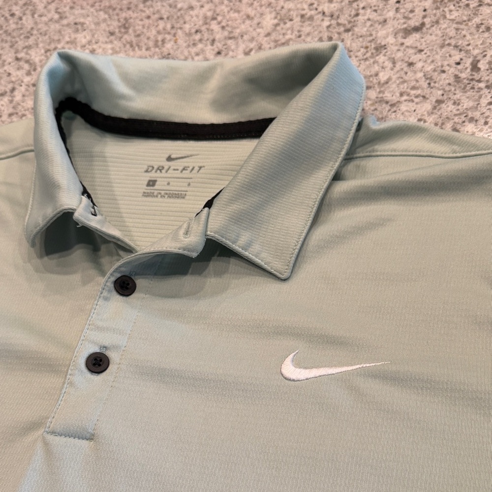 Nike Men's Polo Shirt in Light Sage Green Mens Large Golf Casual Polo